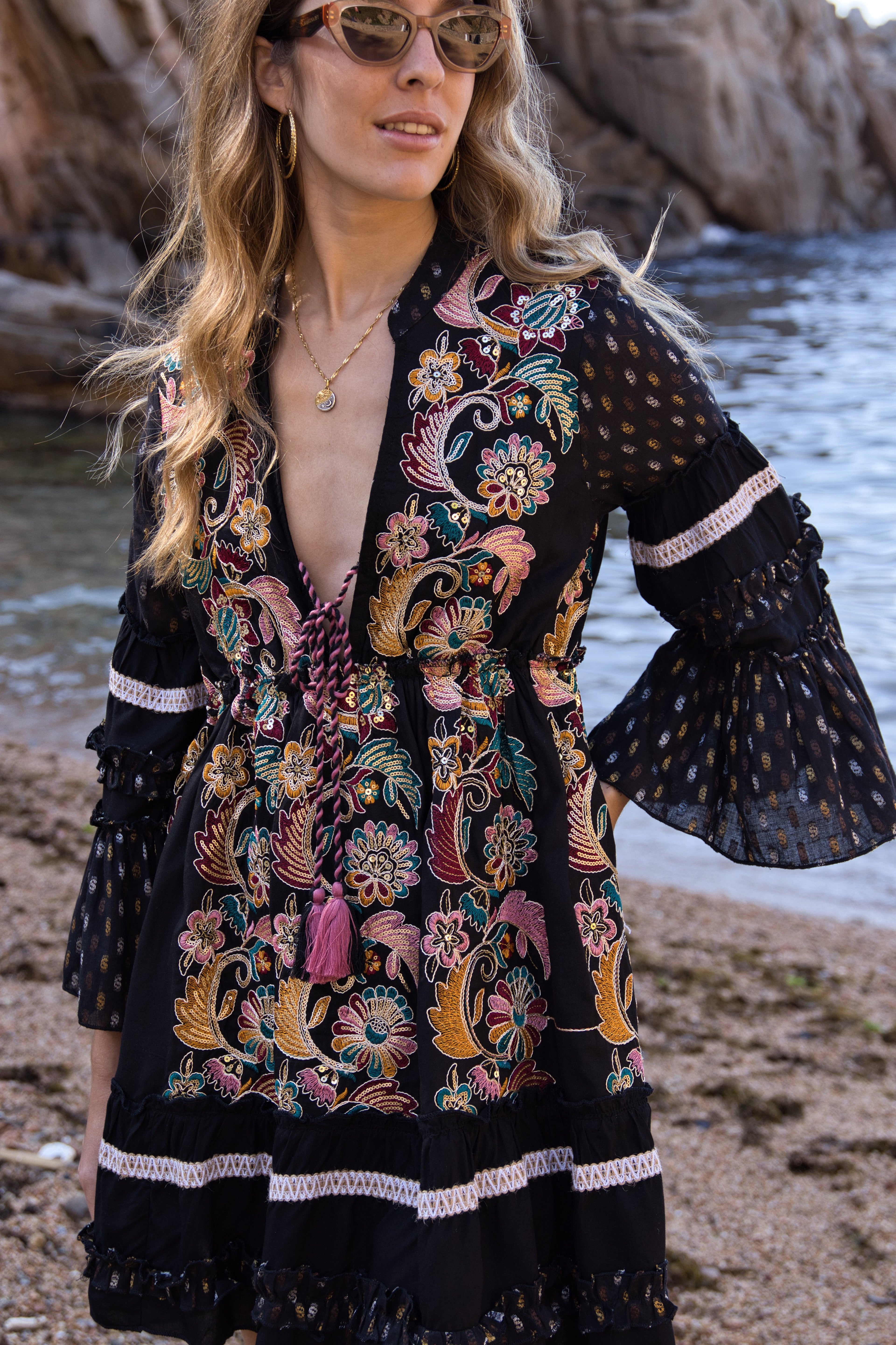 Vestido Bordado Boho Jewel