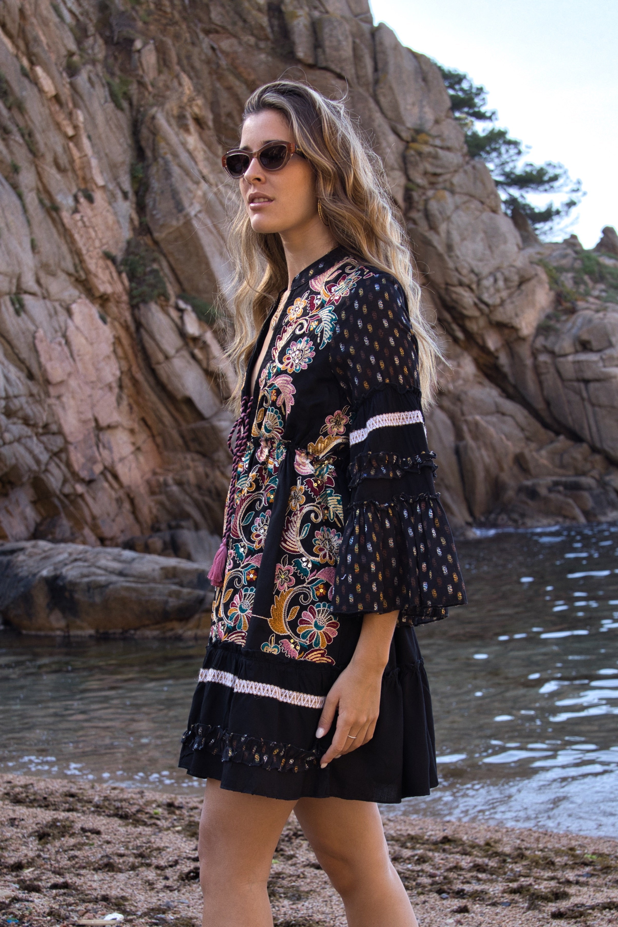 Vestido Bordado Boho Jewel