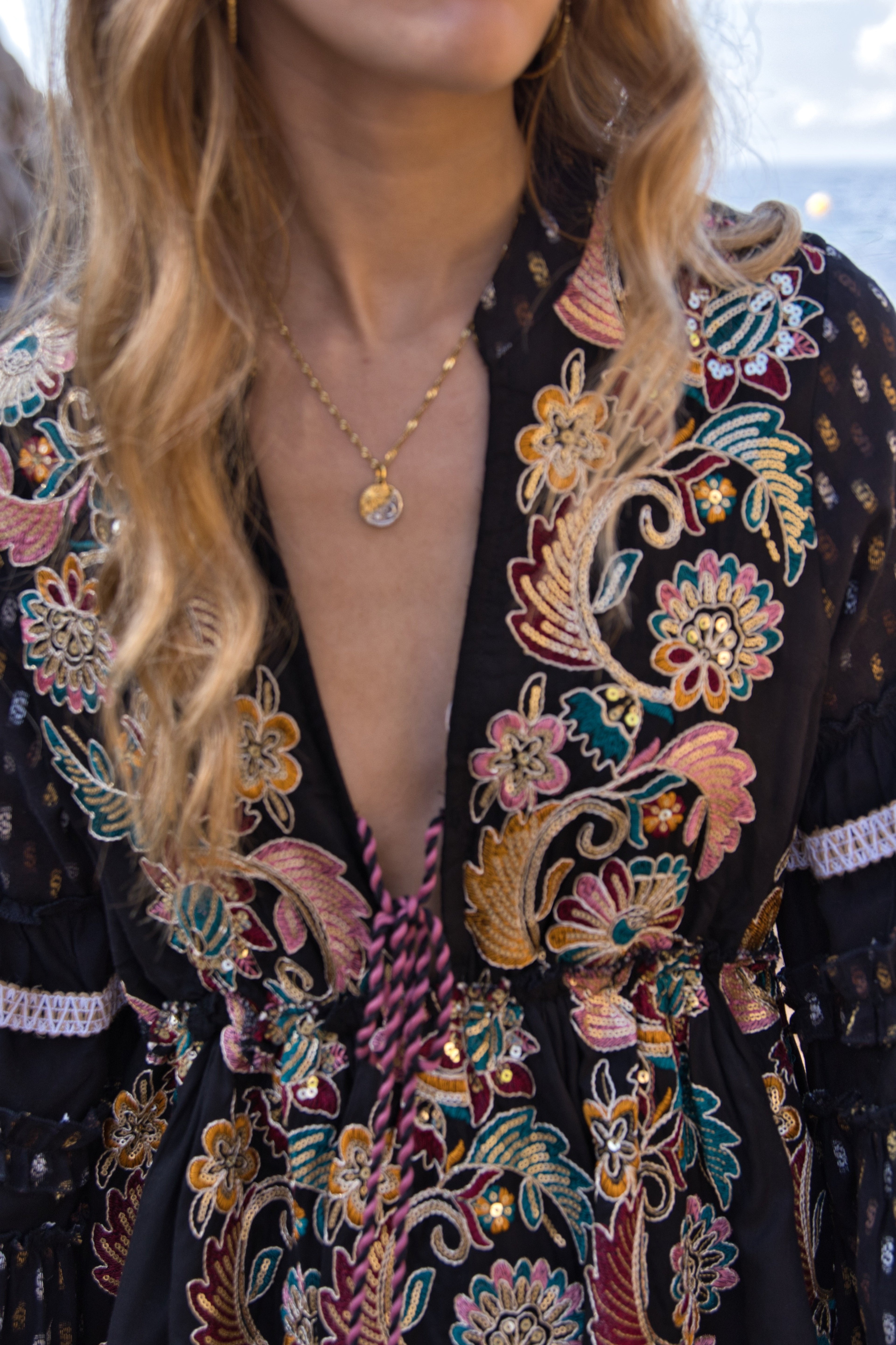 Vestido Bordado Boho Jewel