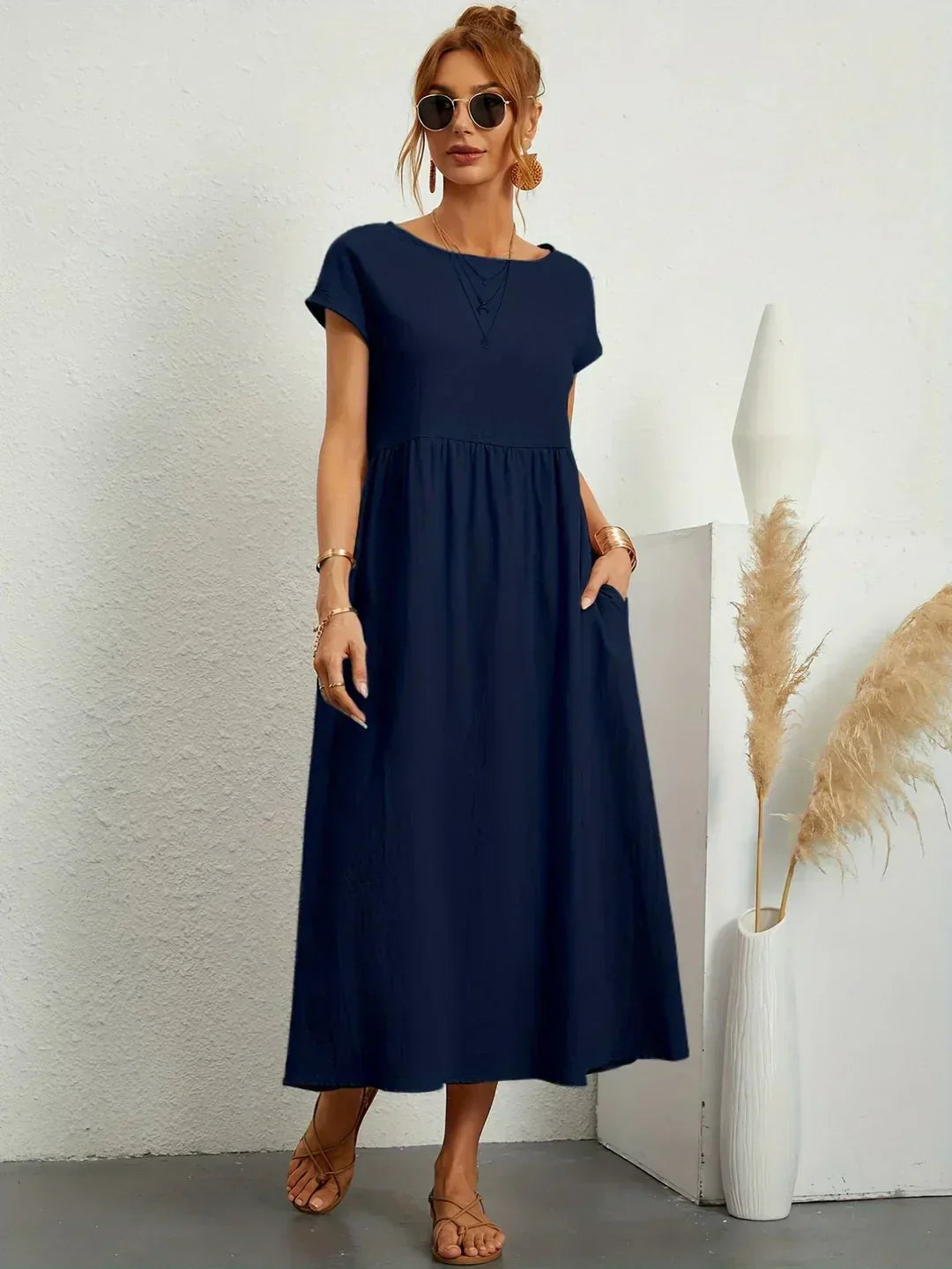 Gabriela — Elegancia Atemporal, Vestido Midi Fluido