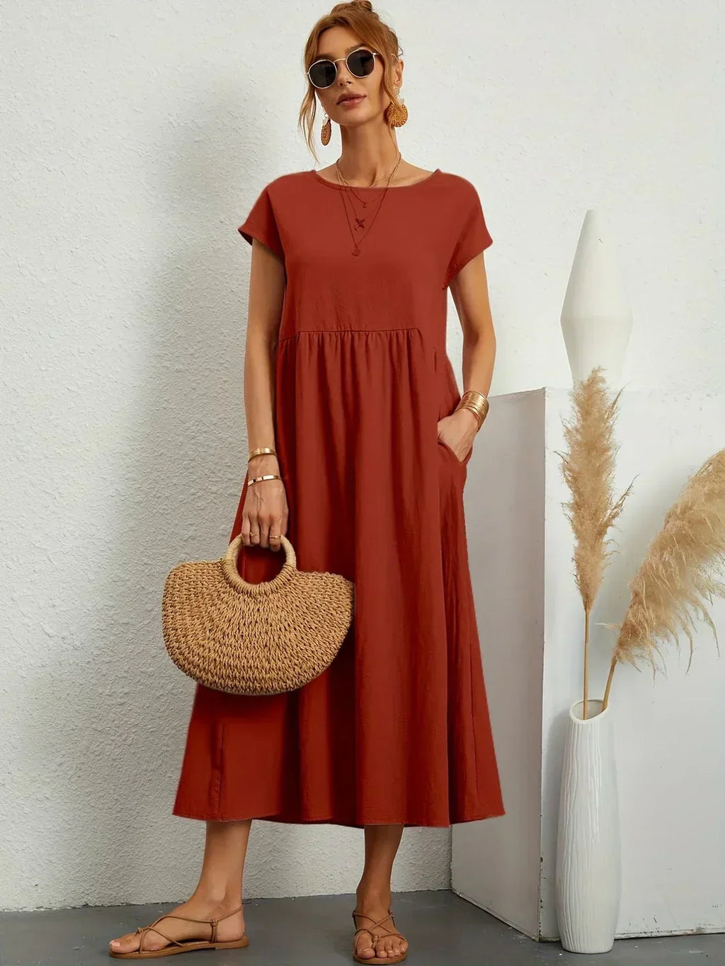 Gabriela — Elegancia Atemporal, Vestido Midi Fluido