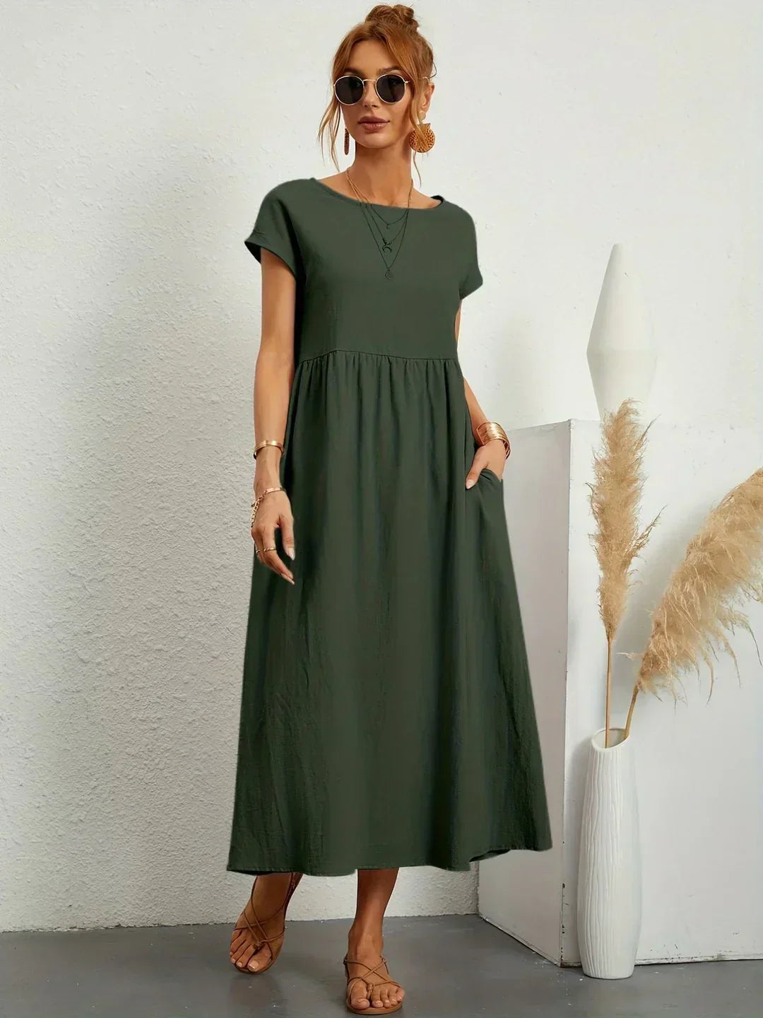 Gabriela — Elegancia Atemporal, Vestido Midi Fluido