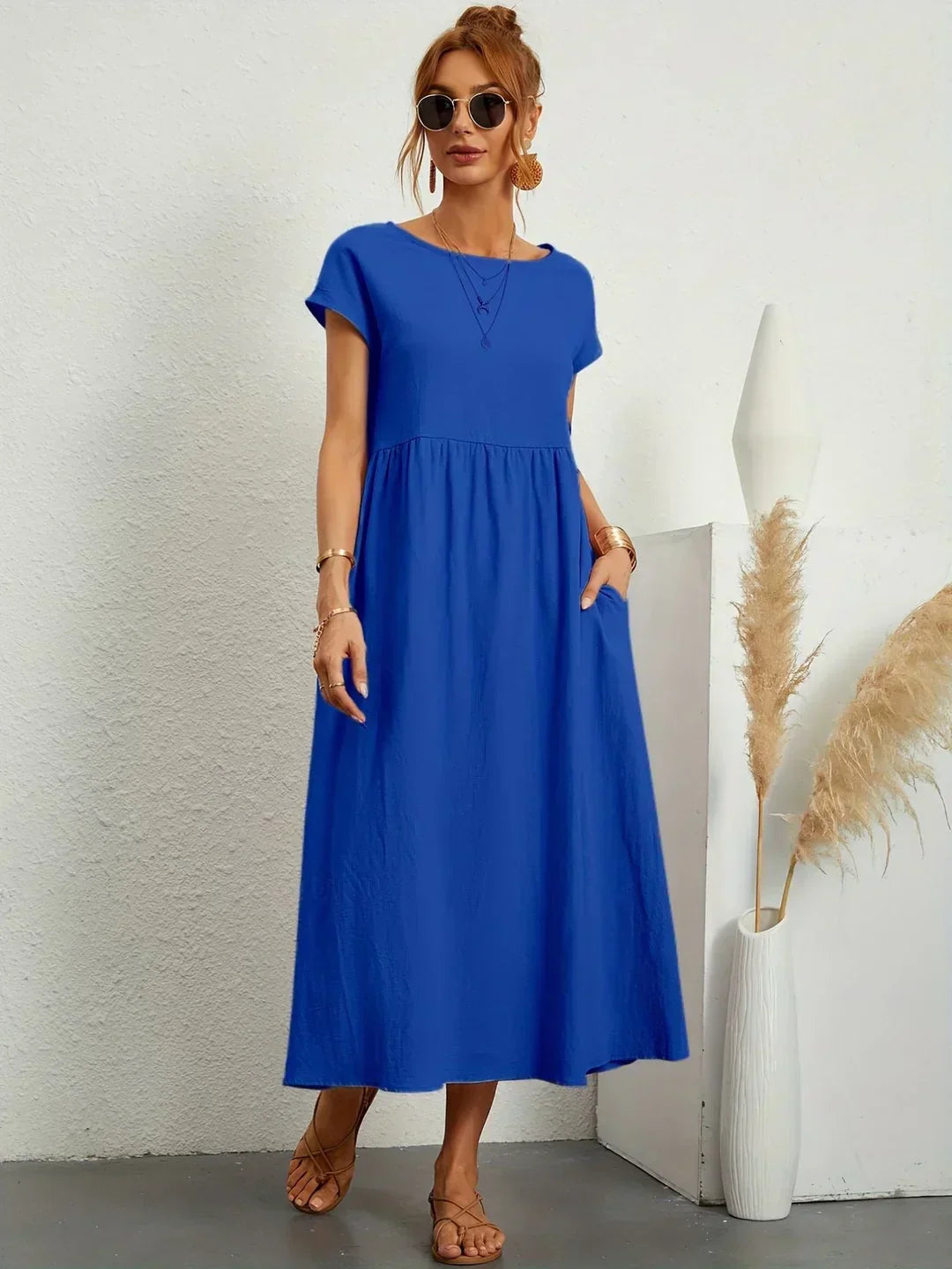 Gabriela — Elegancia Atemporal, Vestido Midi Fluido