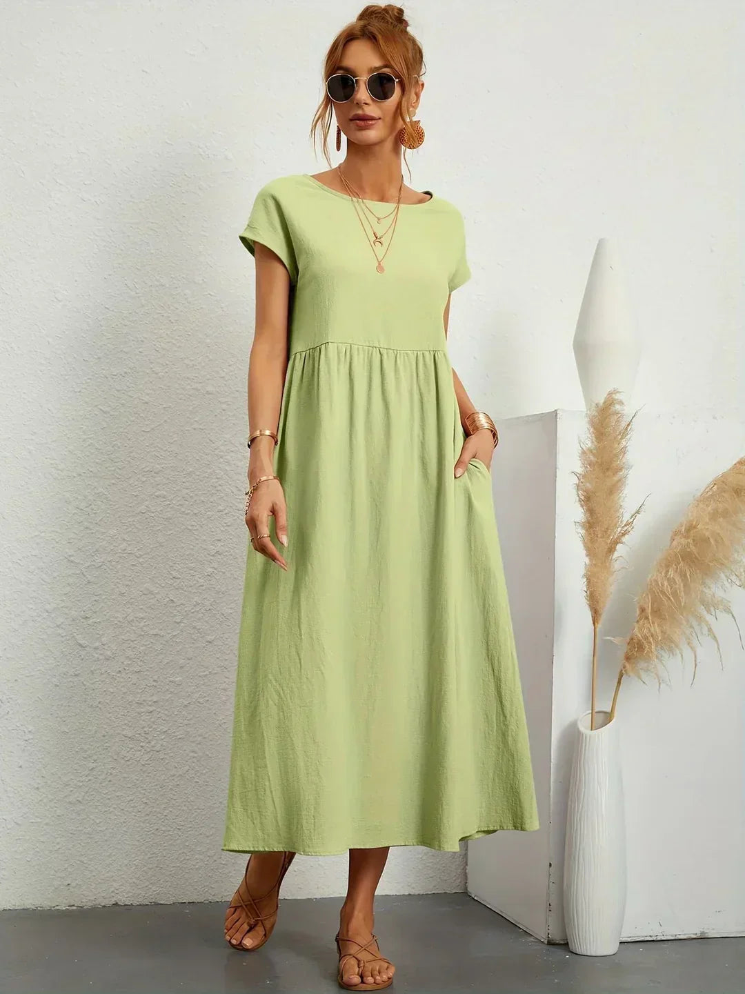 Gabriela — Elegancia Atemporal, Vestido Midi Fluido