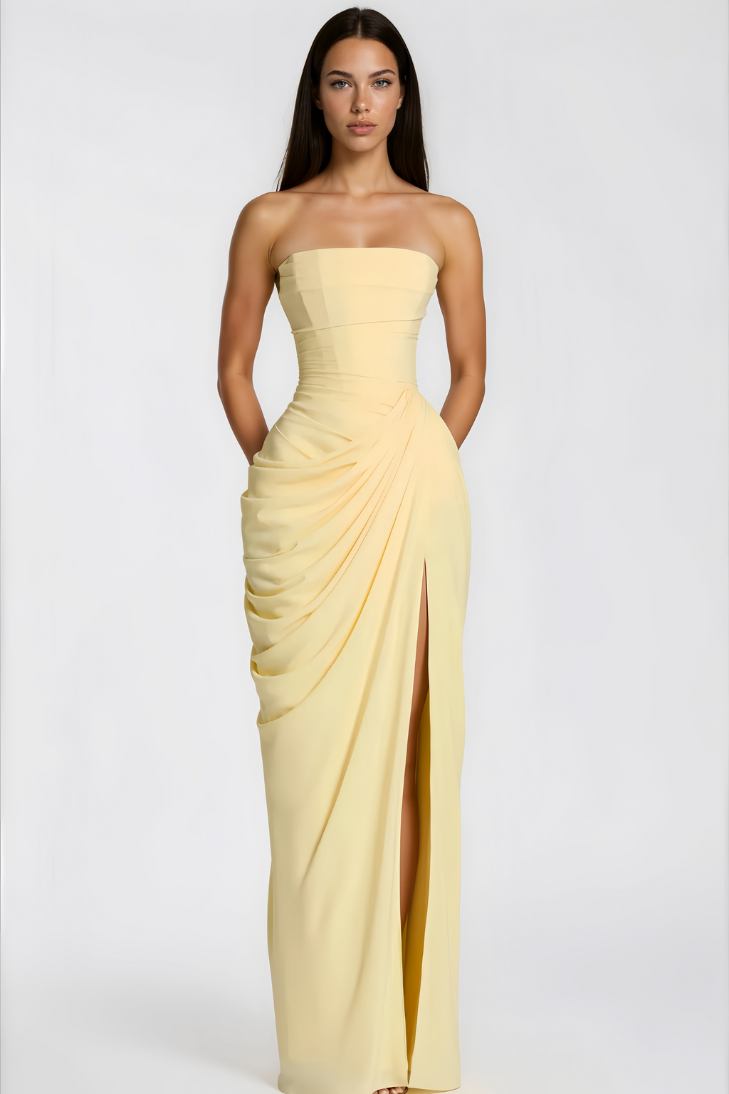 Vestido largo amarillo Safiya con fruncidos y cruce en la parte delantera