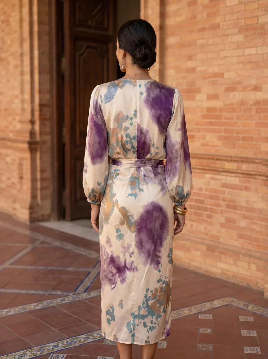 Valeria - Vestido Elegante con cuello en V