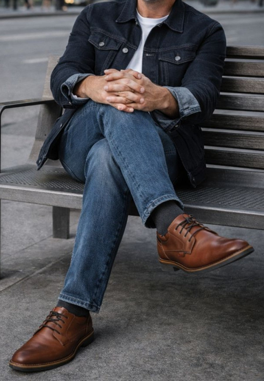 Scarpa da uomo con allacci a cordone in pelle marrone