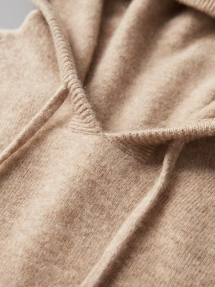 Suéter con capucha para hombre